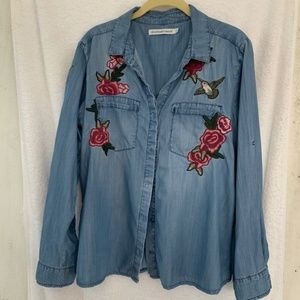 STANDARD GRACE Embroidered Floral Chambray Top